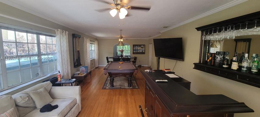 3325 Alton Rd, Miami Beach FL 33140