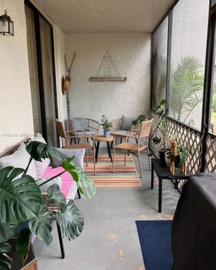 1226 S Military Trl # 2213, Deerfield Beach FL 33442