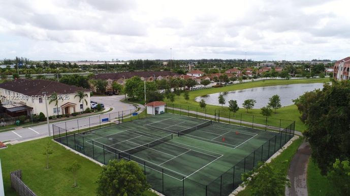 10131 NW 10th St, Miami FL 33172