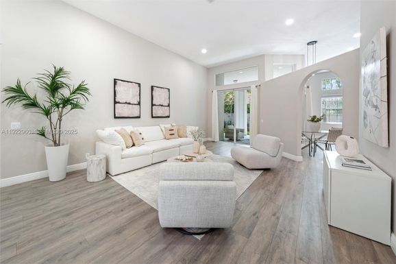 2587 Jardin Ct # 0, Weston FL 33327