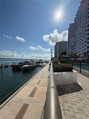 825 Brickell Bay Dr # 1151, Miami FL 33131