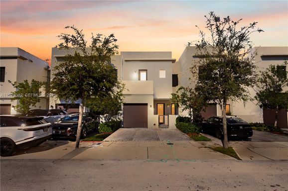 500 SW 91st Ave, Miami FL 33174