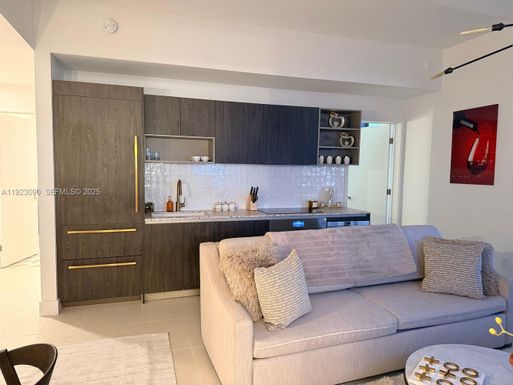 159 NE 6th St # 4805, Miami FL 33132