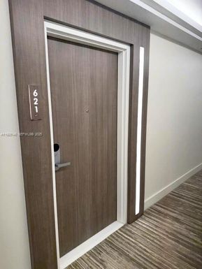 2301 Collins Ave # 621, Miami Beach FL 33139