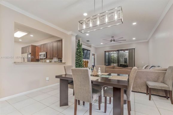 3044 La Mirage Dr, Lauderhill FL 33319