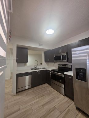15711 SW 137th Ave # 101, Miami FL 33177