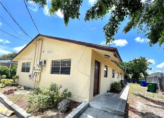 1631 SW 44th Ave # B, Fort Lauderdale FL 33317