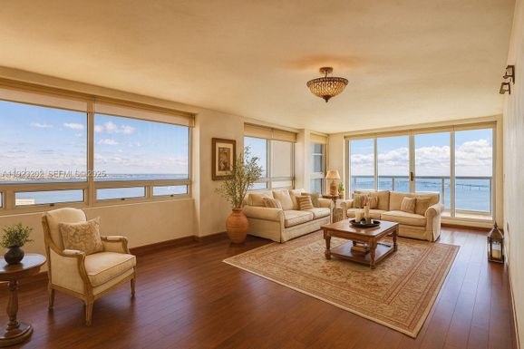 1541 Brickell Ave # C2705, Miami FL 33129