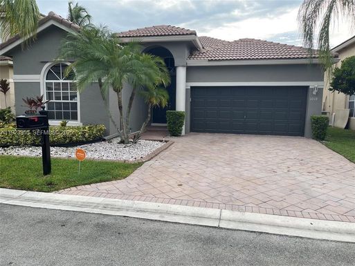 1018 NW 116th Ave, Coral Springs FL 33071