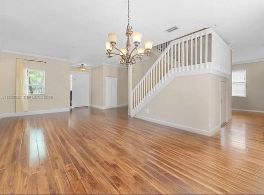 168 Canterbury PL, Royal Palm Beach FL 33414