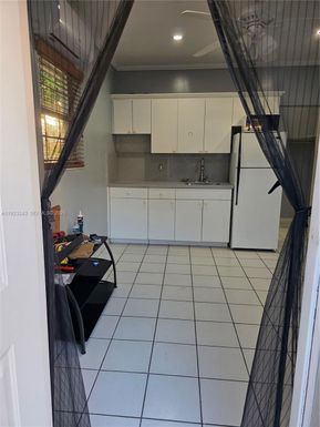 11822 SW 202nd St # 1, Miami FL 33177