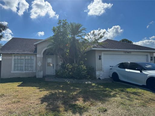 1010 SW Mantilla Ave, Port St. Lucie FL 34953