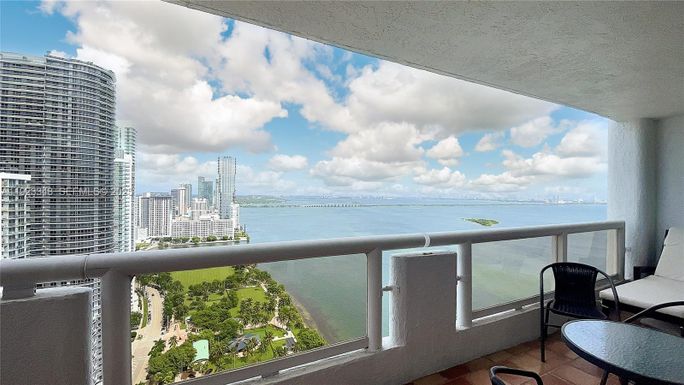1717 N Bayshore Dr # 3937, Miami FL 33132