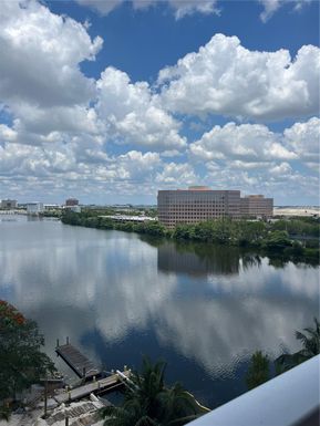 5099 NW 7th St # 1005, Miami FL 33126