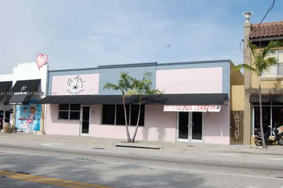 181 NW 36 ST, Miami FL 33127