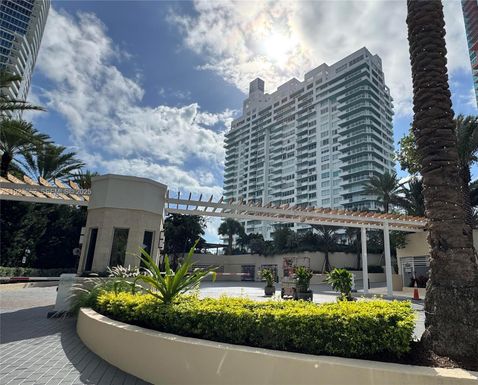 400 S Pointe Dr # 1610, Miami Beach FL 33139