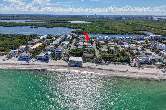 348 Palm St # 0, Hollywood FL 33019