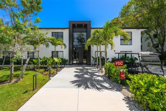200 Sunrise Dr # 200C, Key Biscayne FL 33149