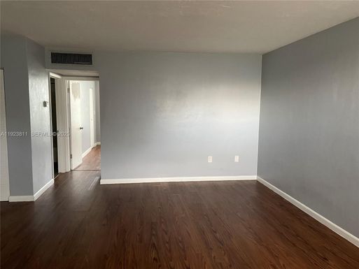 1475 NE 125th Ter, North Miami FL 33161