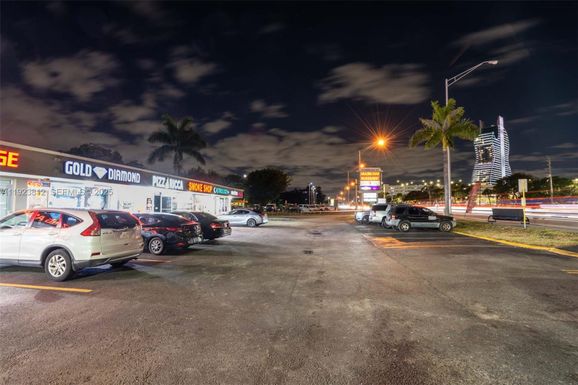 5228 S State Road 7 # 5228, Hollywood FL 33314