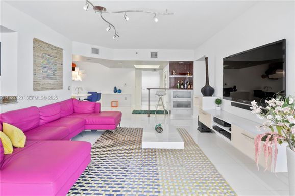 16445 Collins Ave # 2228, Sunny Isles Beach FL 33160