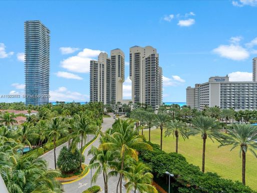 19370 E Collins Ave # 627, Sunny Isles Beach FL 33160