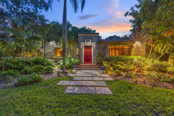 492 NE 55th St, Miami FL 33137