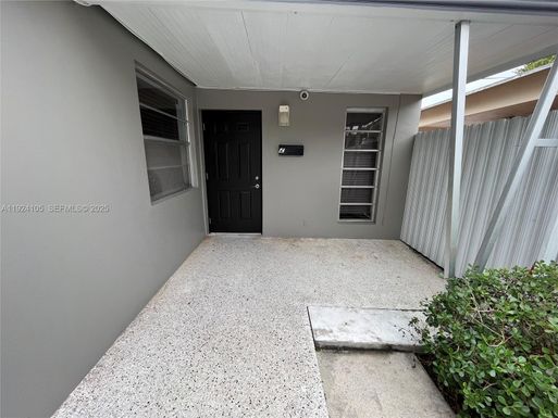 920 SW 30th Ave # 2, Miami FL 33135