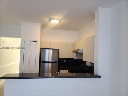 17650 NW 73 rd Ave # 18, Hialeah FL 33015