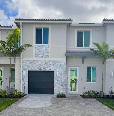 632 SE 14th Ct # 632, Homestead FL 33034