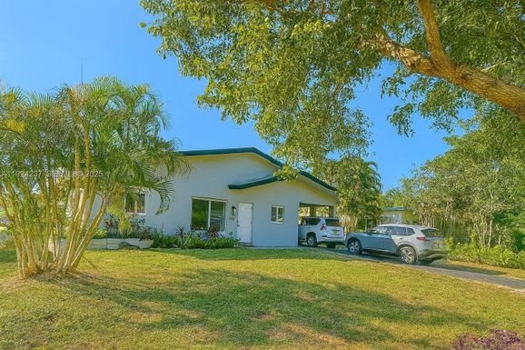 4701 NE 3rd Ave # 0, Oakland Park FL 33334