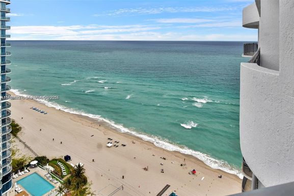 17375 Collins Ave # 2706, Sunny Isles Beach FL 33160