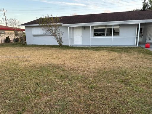 1418 E KIMDALE ST, Lehigh Acres FL 33936