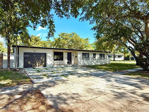 325 NE 121st Ter, North Miami FL 33161