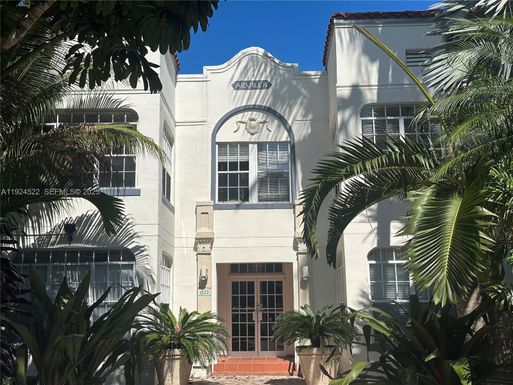 1127 Euclid Ave # 203, Miami Beach FL 33139