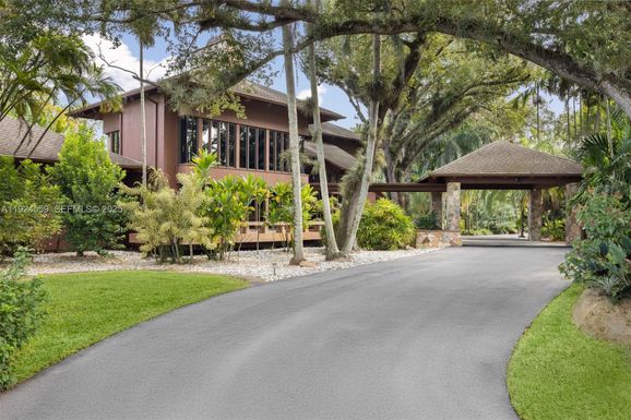 21675 SW 232nd St, Miami FL 33170