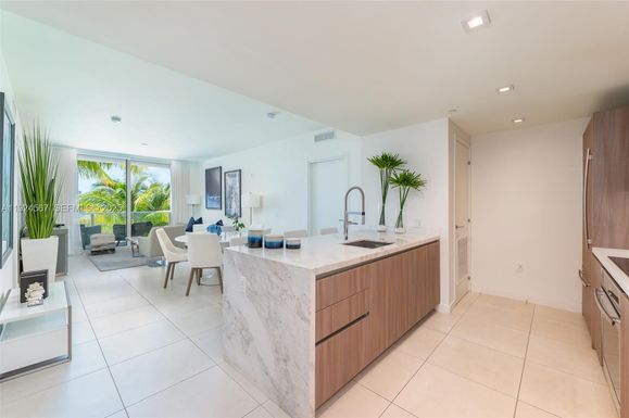 401 N Birch Rd # 502, Fort Lauderdale FL 33304