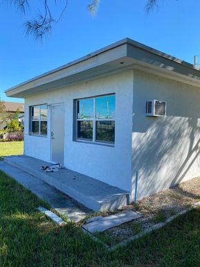 4023 SW 19th St # A, West Park FL 33023