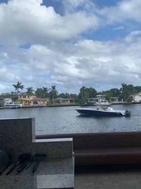 3100 NE 48th St # 914, Fort Lauderdale FL 33308