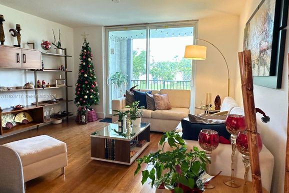 4350 NW 107th Ave # 2, Doral FL 33178