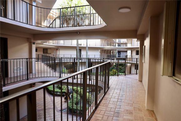 8730 SW 133rd Ave Rd # 216, Miami FL 33183