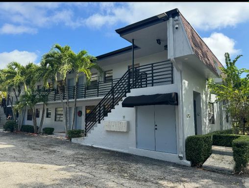 9751 Wayne Ave # 6, Palmetto Bay FL 33157