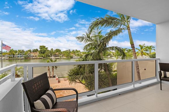 5700 Collins Ave # 3J, Miami Beach FL 33140