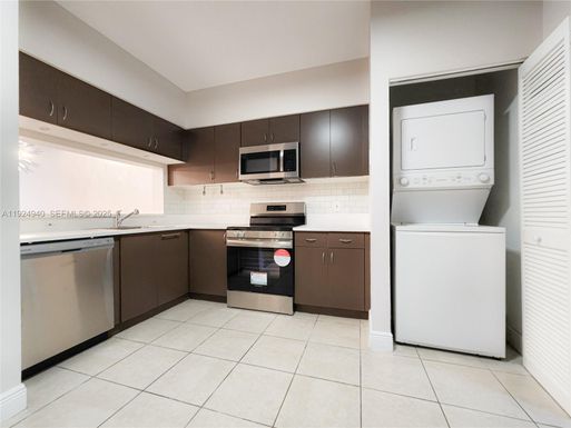 34 Key West Ct # 43, Weston FL 33326