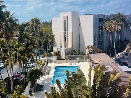 9805 NW 52nd St # 502, Doral FL 33178