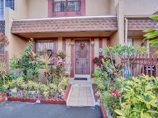 2770 NW 193rd Ter, Miami Gardens FL 33056