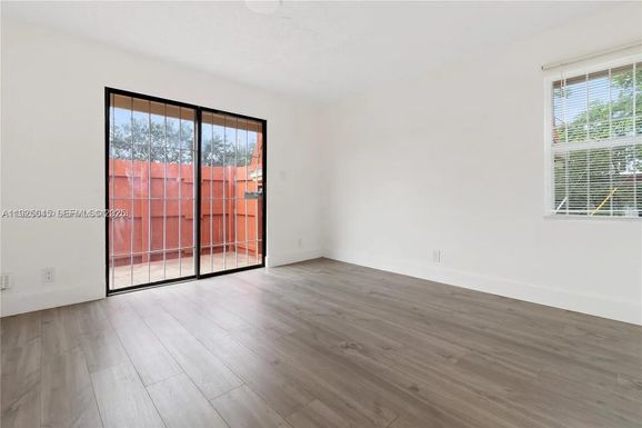 805 NW 13th St, Fort Lauderdale FL 33311