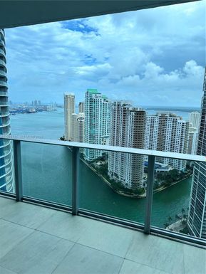 200 Biscayne Boulevard Way # 4007, Miami FL 33131