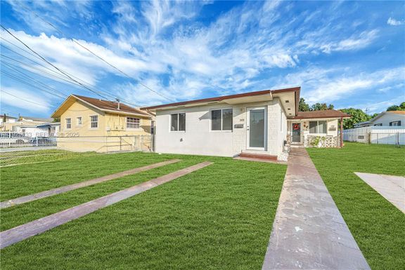 3471 SW 3rd St # 3471, Miami FL 33135