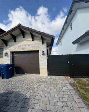 15145 SW 30th St # 0, Miami FL 33185